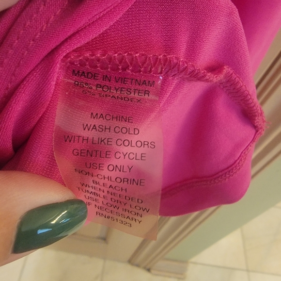 NWT Misses sz XL Chaus Hot Pink Sexy form fitting draped shirt - Picture 4 of 10